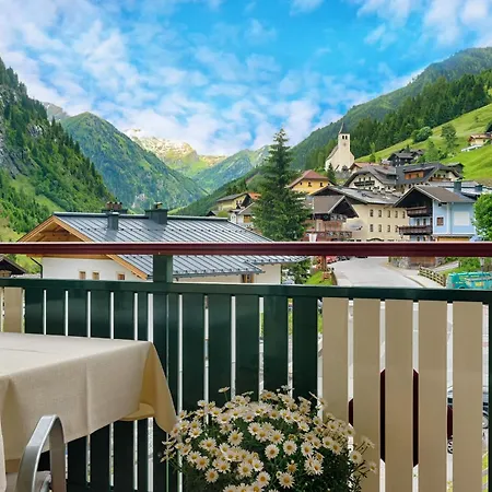 Almroesl Im Grossarltal Apartahotel